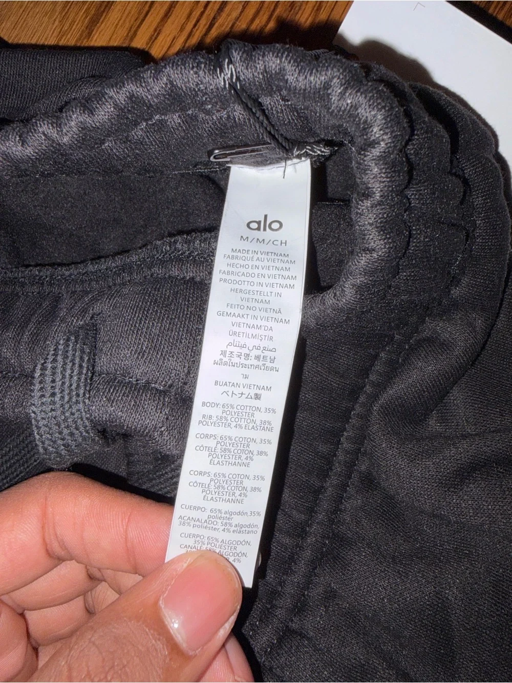 ALO Yoga Black cuffed Joggers with Drawstring